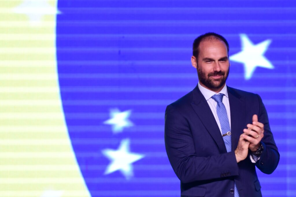 pt-reforca-ao-stf-pedido-para-cassacao-de-mandato-de-eduardo-bolsonaro