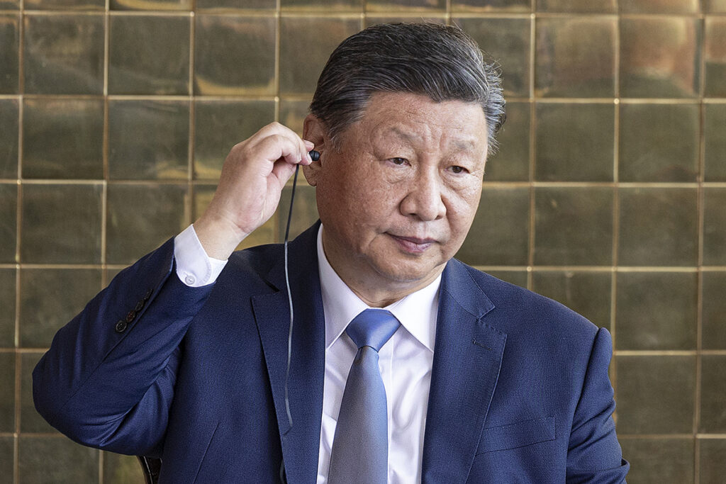 os-sumicos-de-xi-jinping:-algo-esta-acontecendo-em-pequim