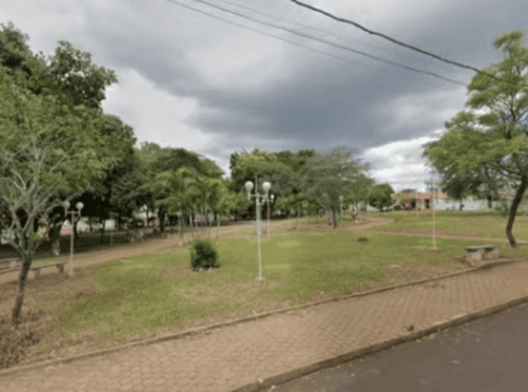 homem-e-preso-suspeito-de-agredir-companheira-com-correntes-em-praca