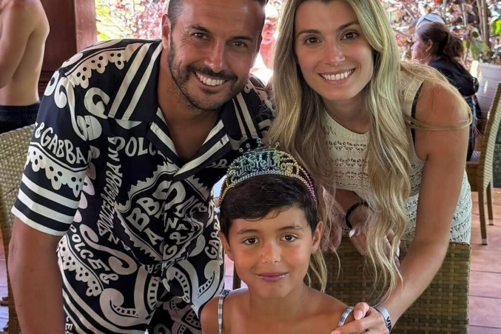 filho-de-jogador-e-atacado-apos-usar-vestido-em-festa