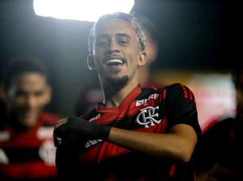 flamengo-volta-atras-em-venda-de-matheus-goncalves-e-jogador-reage