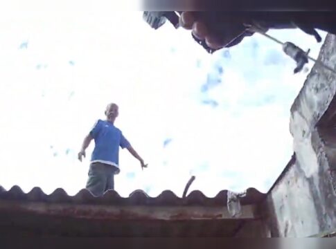 homem-defeca-em-abrigo-desativado-e-acaba-preso-por-desacato.-video