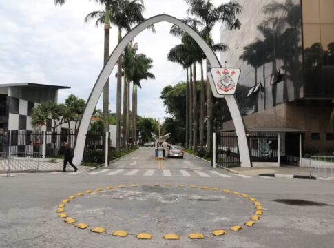 corinthians-tem-cobranca-de-impostos-milionaria-anulada-pela-justica