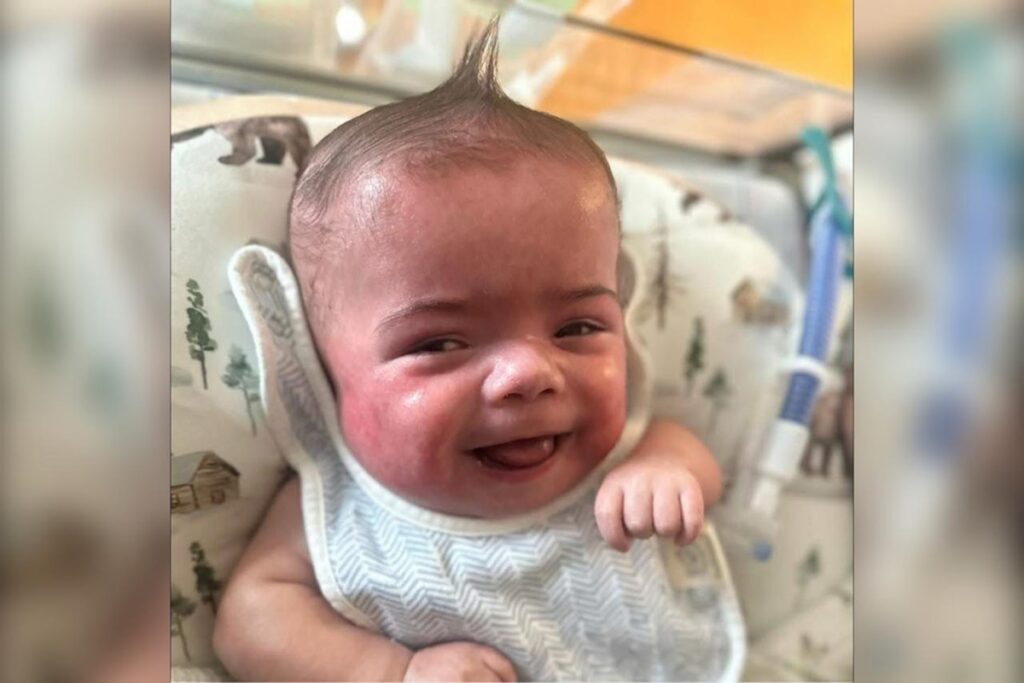 apos-400-dias-internado,-bebe-que-nasceu-com-apenas-450g-vai-para-casa