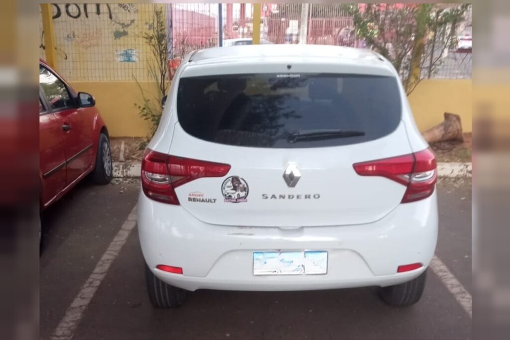 aluna-vai-dirigindo-fazer-prova-para-cnh-e-e-flagrada-pelo-detran-df