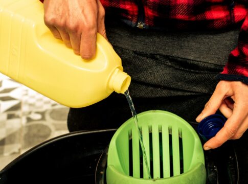 ministerio-da-saude-alerta-sobre-risco-de-misturas-com-agua-sanitaria
