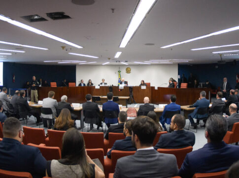 stf-ouve-fabio-shor,-delegado-que-indiciou-bolsonaro,-e-28-pessoas