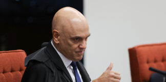 a-brincadeira-de-moraes-com-o-advogado-do-pl-na-audiencia-do-iof