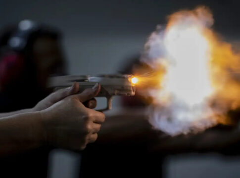 armas:-registros-de-cacs-crescem-2.400%-no-df-em-uma-decada