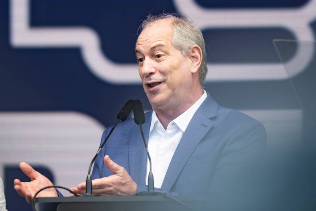 o-que-ciro-gomes-sinalizou-a-cupula-do-psdb-em-brasilia