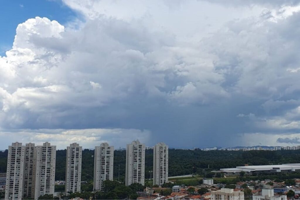 nova-frente-fria-provoca-chuvas-em-partes-do-pais-nesta-4a;-saiba-onde