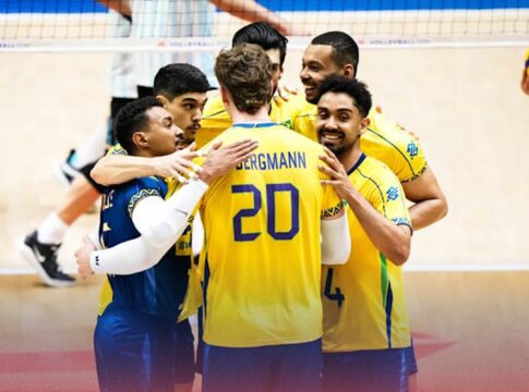 brasil-vence-argentina-e-segue-lider-na-liga-das-nacoes-de-volei