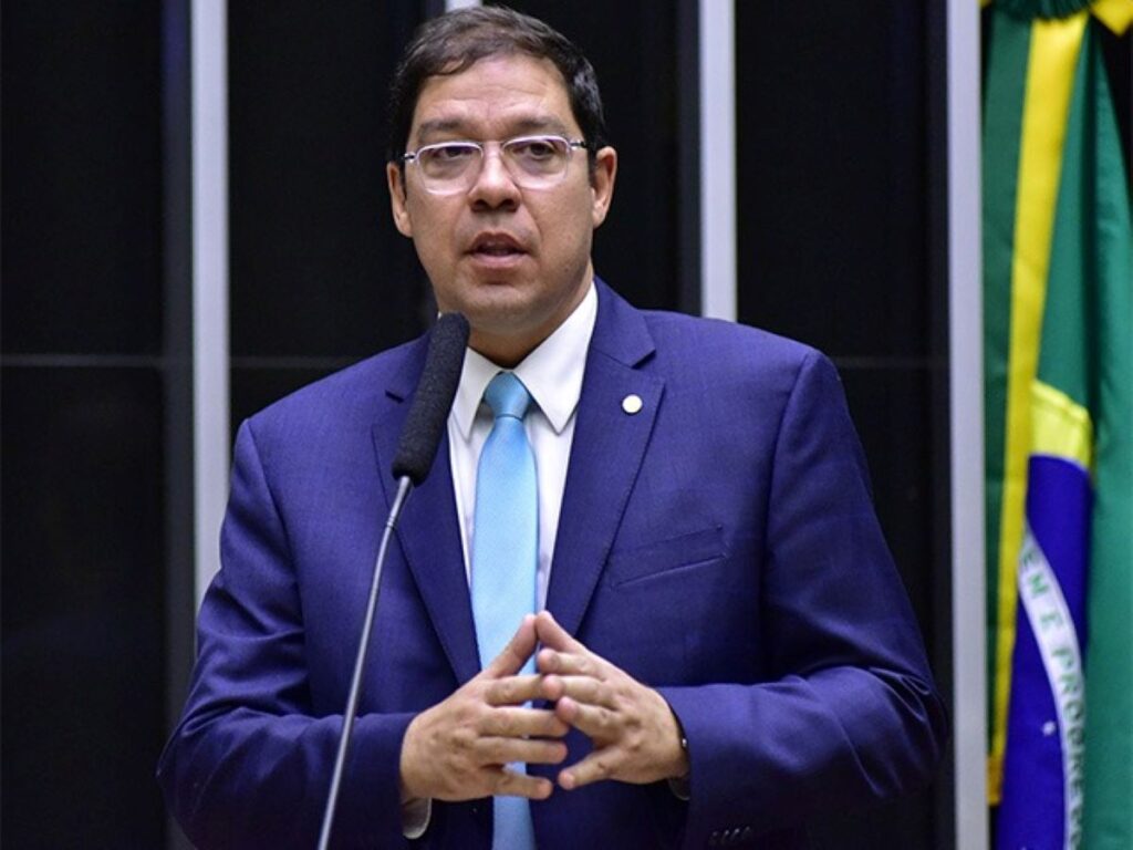 “desmoralizacao-do-congresso-brasileiro”,-diz-vice-da-camara-sobre-iof