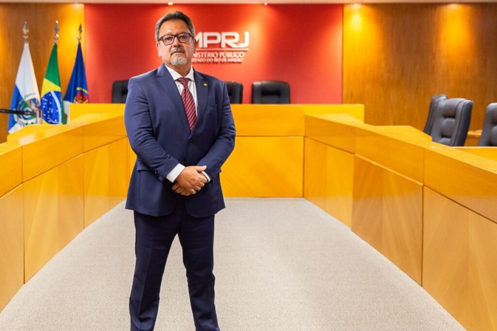 video:-“cale-a-boca”,-diz-procurador-geral-de-justica-do-rj-em-sessao