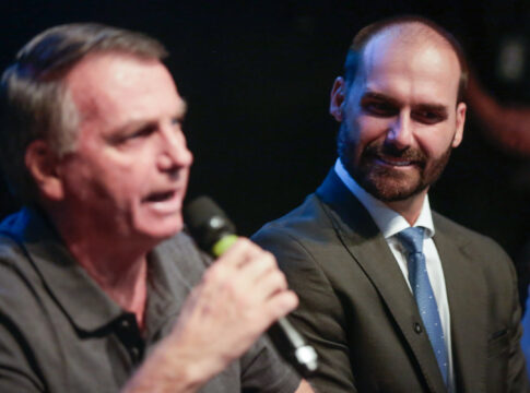 “ja-mandei-r$-2-milhoes,-nao-tenho-mais”,-diz-bolsonaro-sobre-eduardo
