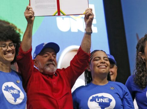 lula-diz-que-vai-cobrar-imposto-das-empresas-americanas-digitais