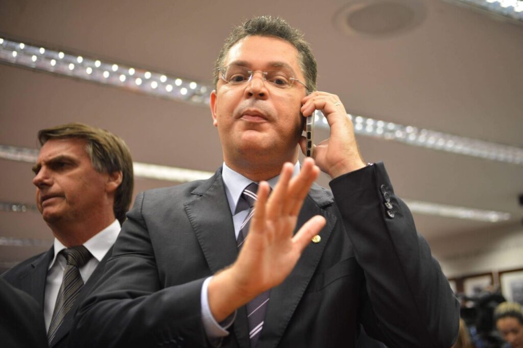 lider-do-pl-resiste-a-plano-tracado-para-ele-por-bolsonaro