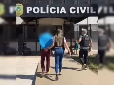 homem-agride-ex-companheira-e-a-ameaca-de-morte;-veja-video-da-prisao