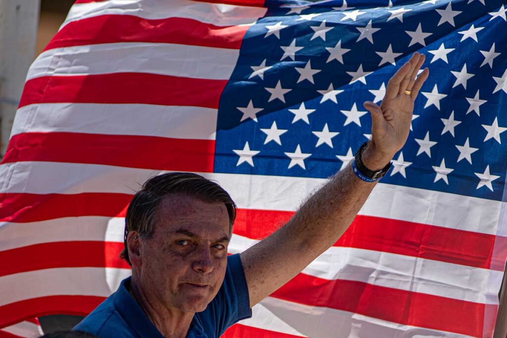 moraes:-bolsonaro-e-eduardo-instigaram-“agressao”-de-trump-ao-brasil