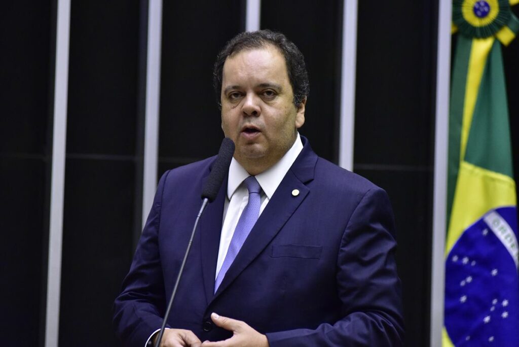overclean:-emendas-de-elmar-nascimento-foram-epicentro-para-nova-acao