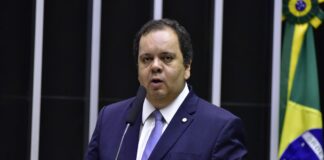overclean:-emendas-de-elmar-nascimento-foram-epicentro-para-nova-acao