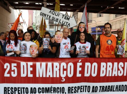 ato-de-trabalhadores-na-25-de-marco-repudia-interferencia-de-trump