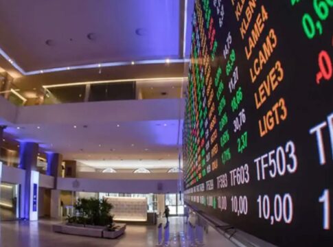 bolsa-atinge-menor-nivel-em-tres-meses-com-receio-de-ofensiva-de-trump