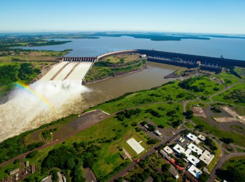 itaipu:-gastos-com-mst-e-cop-30-sao-ilegais,-diz-estudo-da-camara