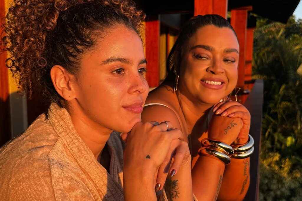 video:-soraya-rocha,-amiga-de-preta-gil,-emociona web-com homenagem