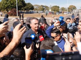 moraes-proibiu-bolsonaro-de-falar-com-191-pessoas,-veja-lista