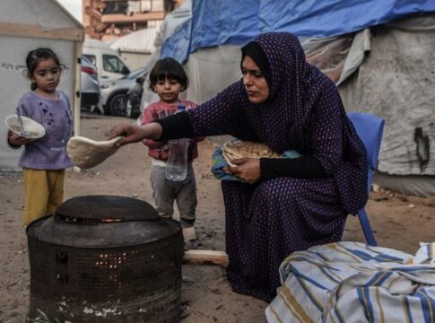 fome-extrema-atinge-gaza:-criancas-morrem-por-desnutricao-severa