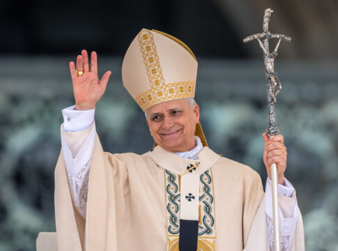 chama-o-papa,-presidente-(por-roberto-caminha)