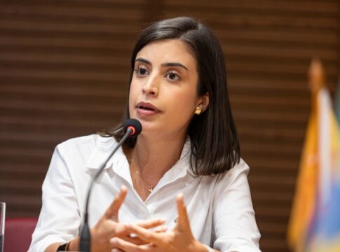 tabata-amaral-quer-teto-de-emendas-para-frear-gastos-publicos