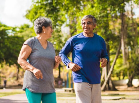 saia-do-sedentarismo-na-terceira-idade!-conheca-o-pilates-em-casa