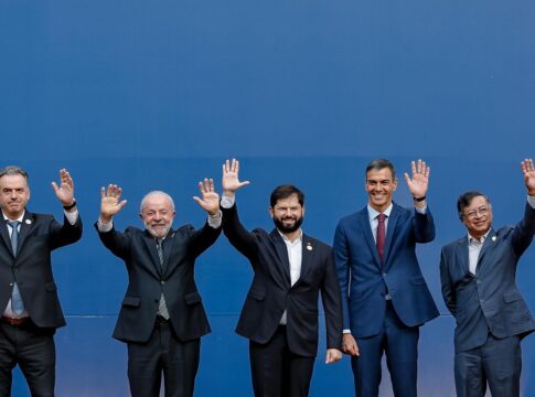 brasil,-chile,-colombia,-uruguai-e-espanha-defendem-democracia