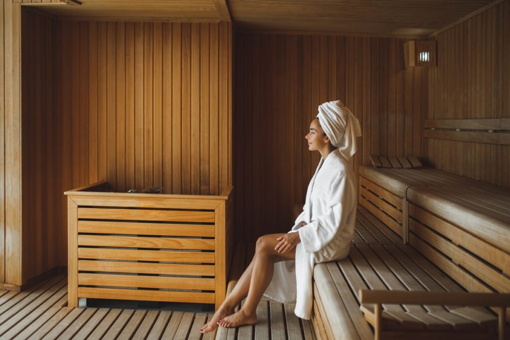 uso-de-sauna-pode-elevar-os-niveis-de-energia-e-felicidade,-diz-estudo