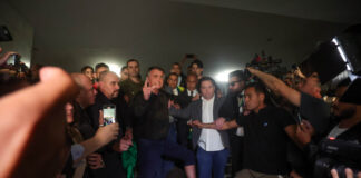 moraes-inclui-posts-de-eduardo-em-decisao-que-ameaca-prender-bolsonaro