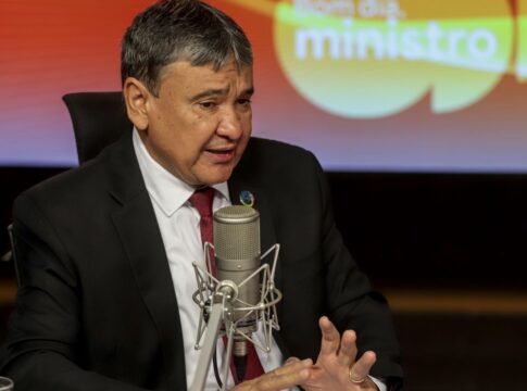 tarifaco-pode-desequilibrar-mercado-interno-no-brasil,-alerta-ministro