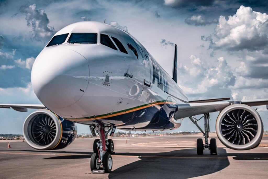aviao-com-destino-a-sp-bate-em-passaro-e-precisa-voltar-para-alagoas