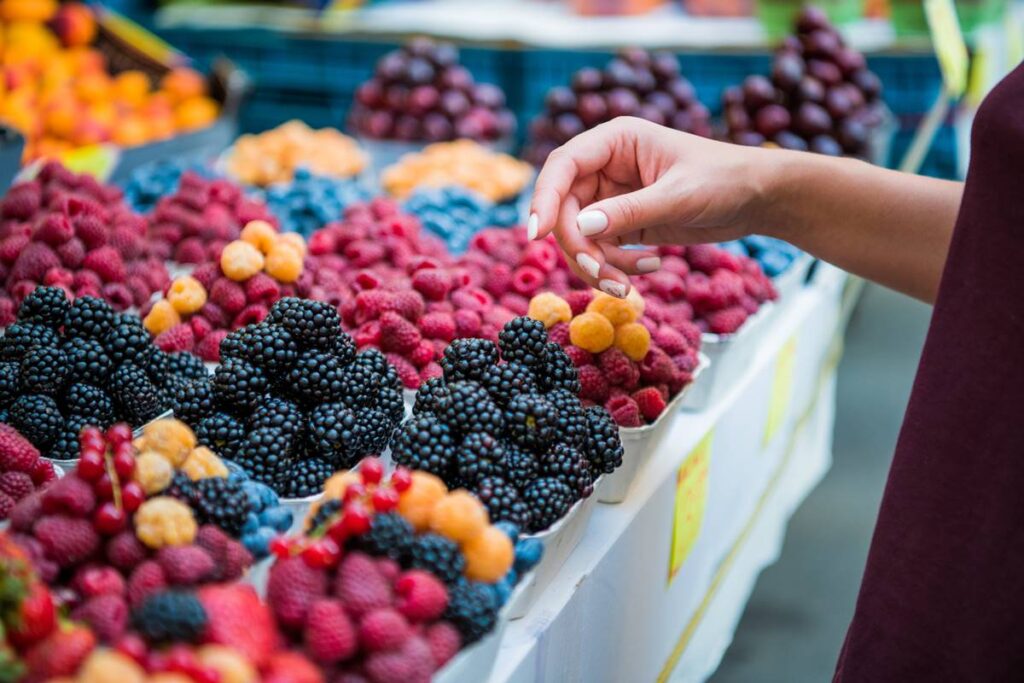 as-melhores-frutas-para-retardar-o-envelhecimento-e-proteger-o-coracao