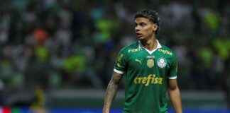 video:-palmeiras-faz-homenagem-a-richard-rios,-vendido-ao-benfica
