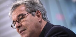 tarifaco-nao-e-“problema-comercial”-com-eua,-diz-presidente-da-apex