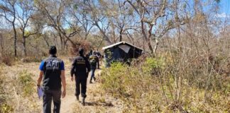 sem-agua-e-comida:-pf-resgata-trabalhadores-de-carvoarias-clandestinas