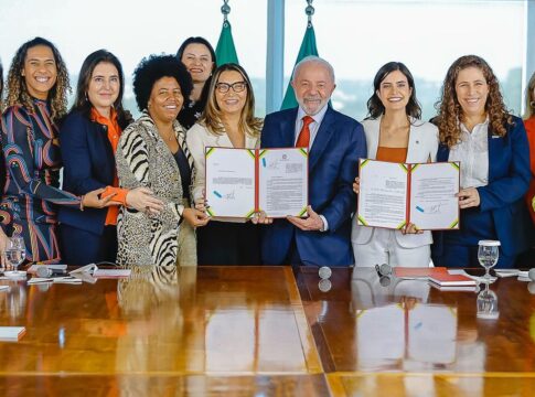 lula-sanciona-cota-de-30%-para-mulheres-em-conselhos-de-estatais