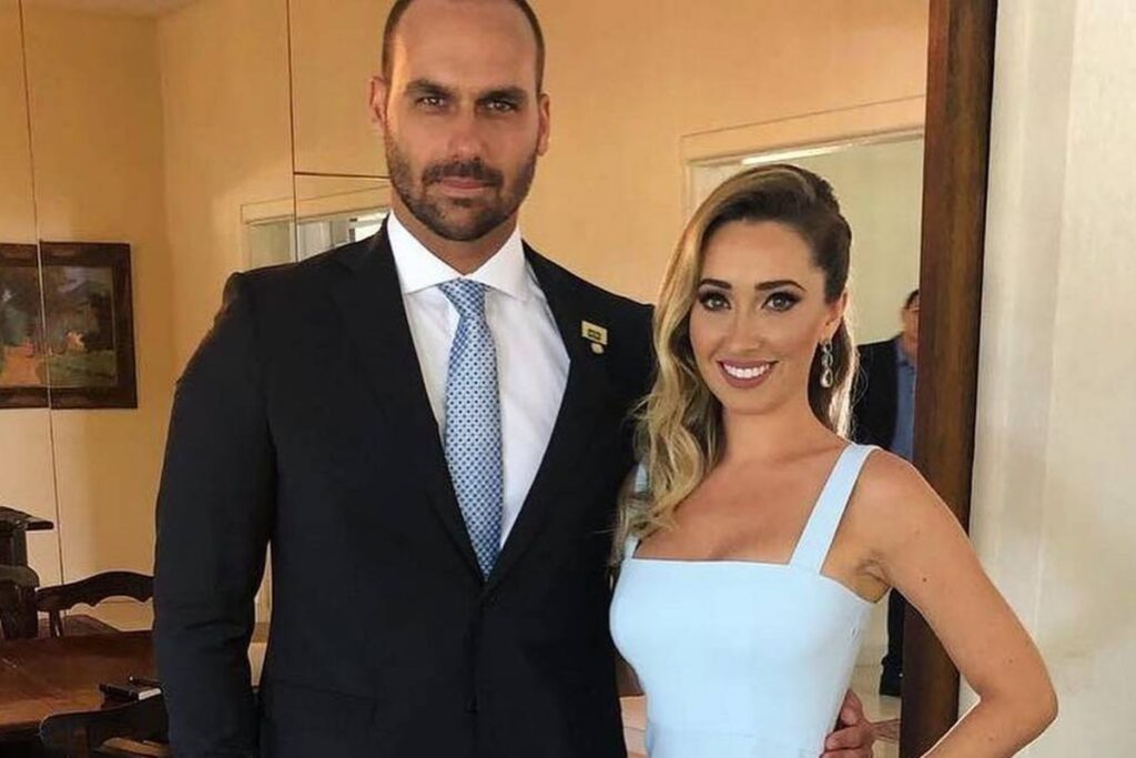 eduardo-bolsonaro-diz-que-esposa-teve-contas-bancarias-bloqueadas