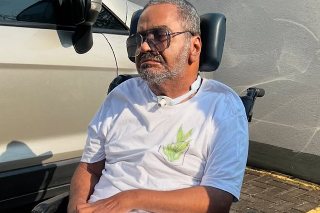 internado,-arlindo-cruz-teve-parada-cardiaca-de-15-minutos