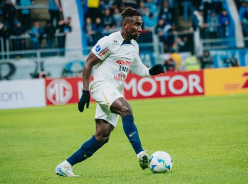 com-lei-do-ex,-gremio-empata-e-e-eliminado-da-copa-sul-americana