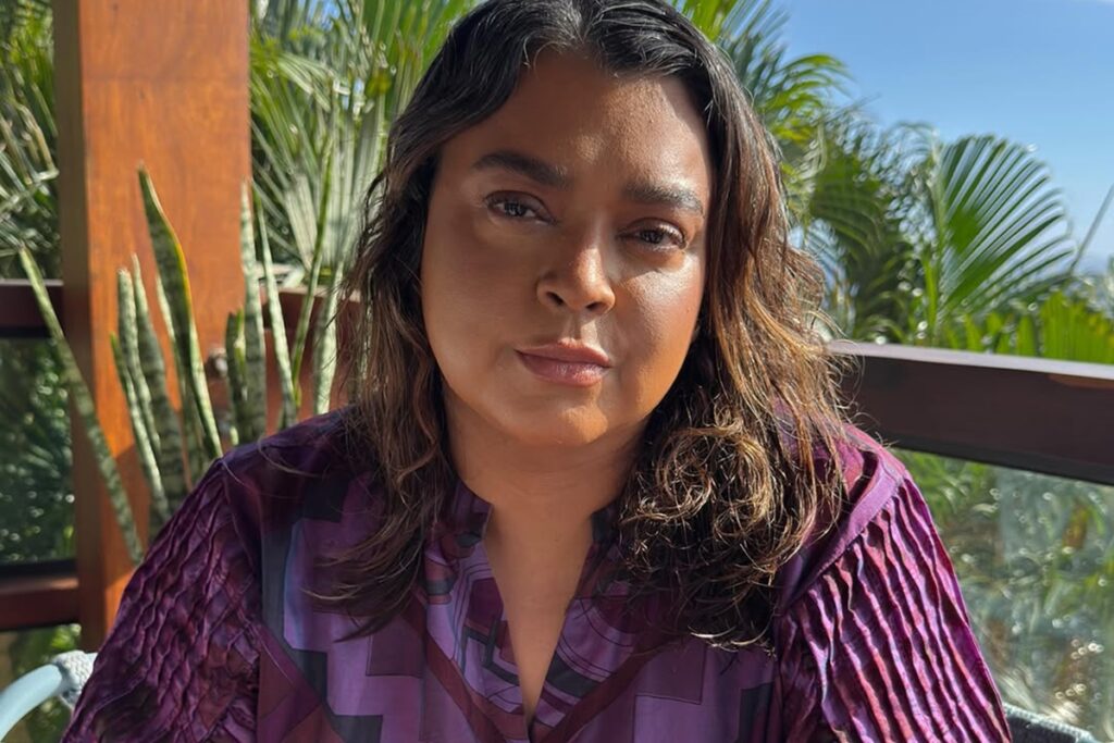 familia-de-preta-gil-chega-ao-brasil-para-velorio-da-cantora
