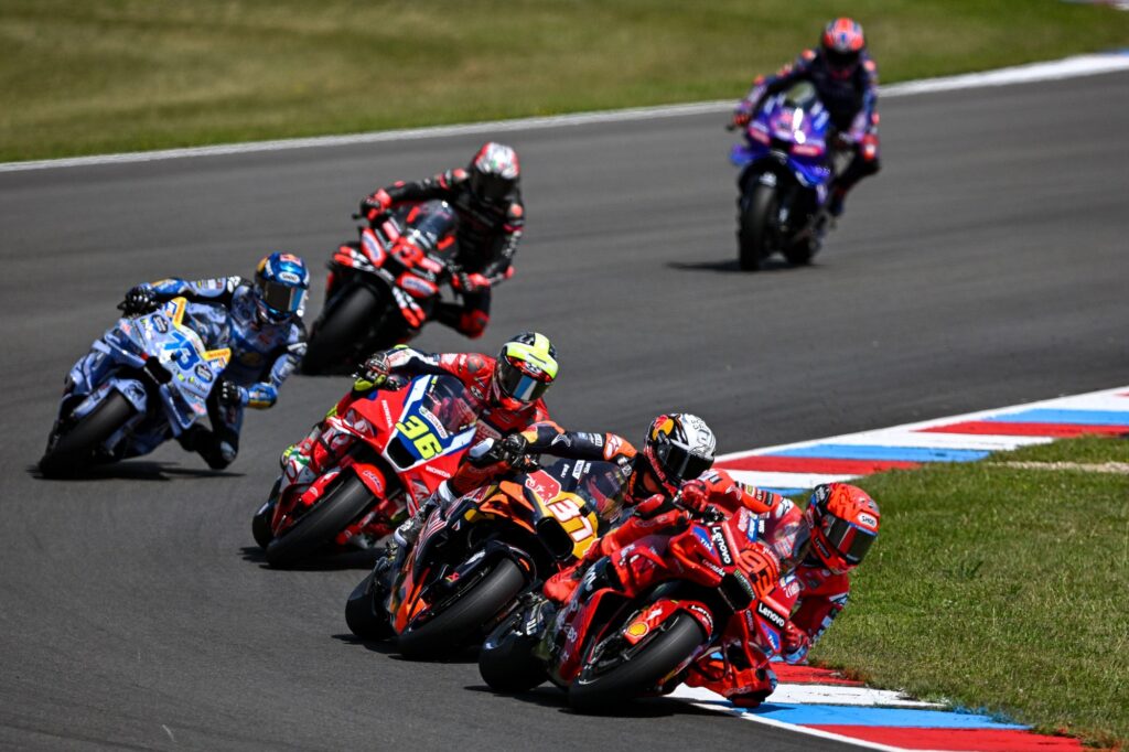 motogp-divulga-calendario-de-2026-com-retorno-de-corrida-no-brasil