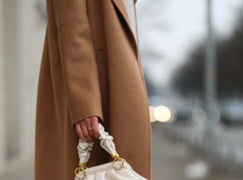marca-de-bolsas-veganas-conquista-o-mercado-pelos-designs-e-valores